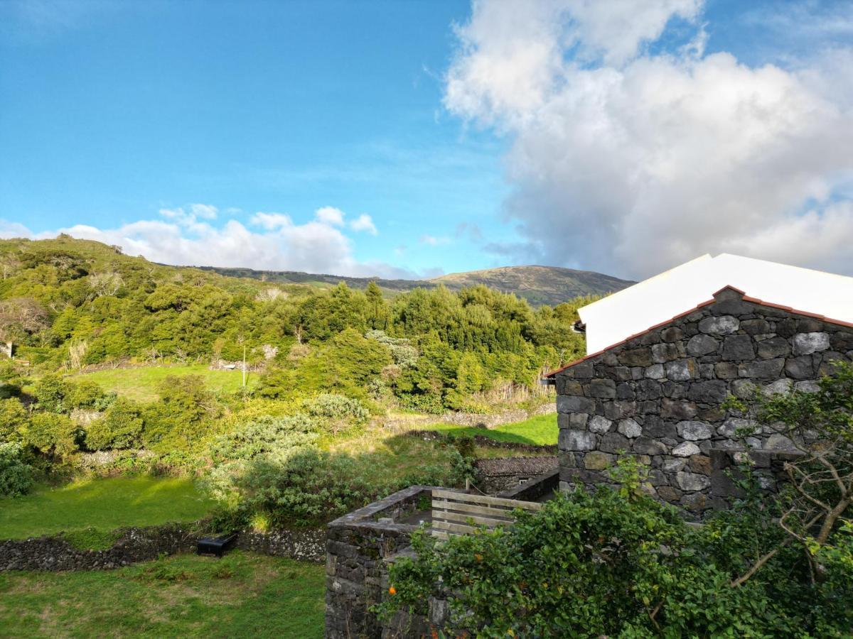 Casa Dos Caldeiras Bed & Breakfast Lajes do Pico Exterior photo